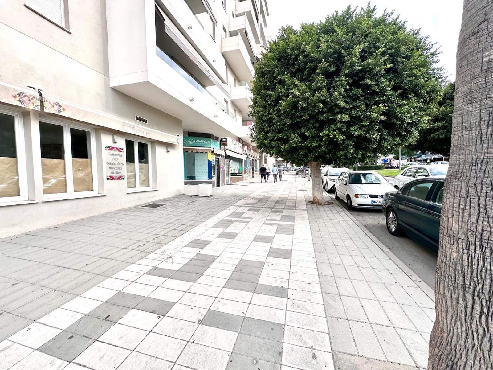 Restaurant/bar te koop in Nueva Andalucia - € 550.000 (Ref: 9497385)