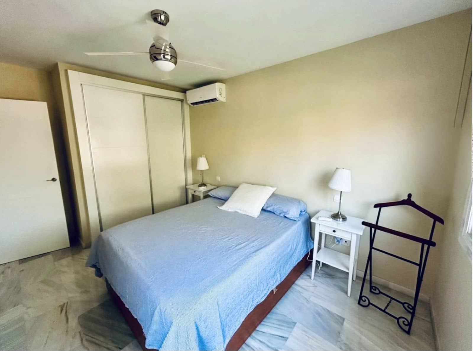 Pareado de 4 habitaciones en Atalaya-Isdabe en venta - 699.000 € (Ref: 9497390)