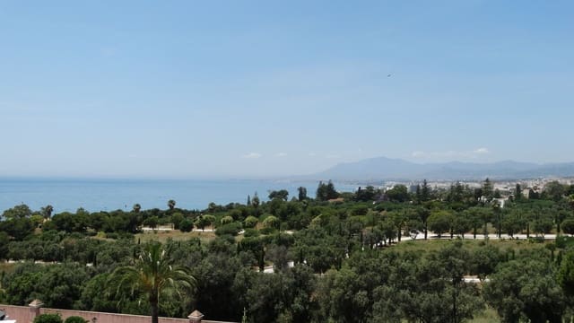 3 bedroom Penthouse for sale in Río Real, Marbella - € 1,100,000 (Ref: 9497392)