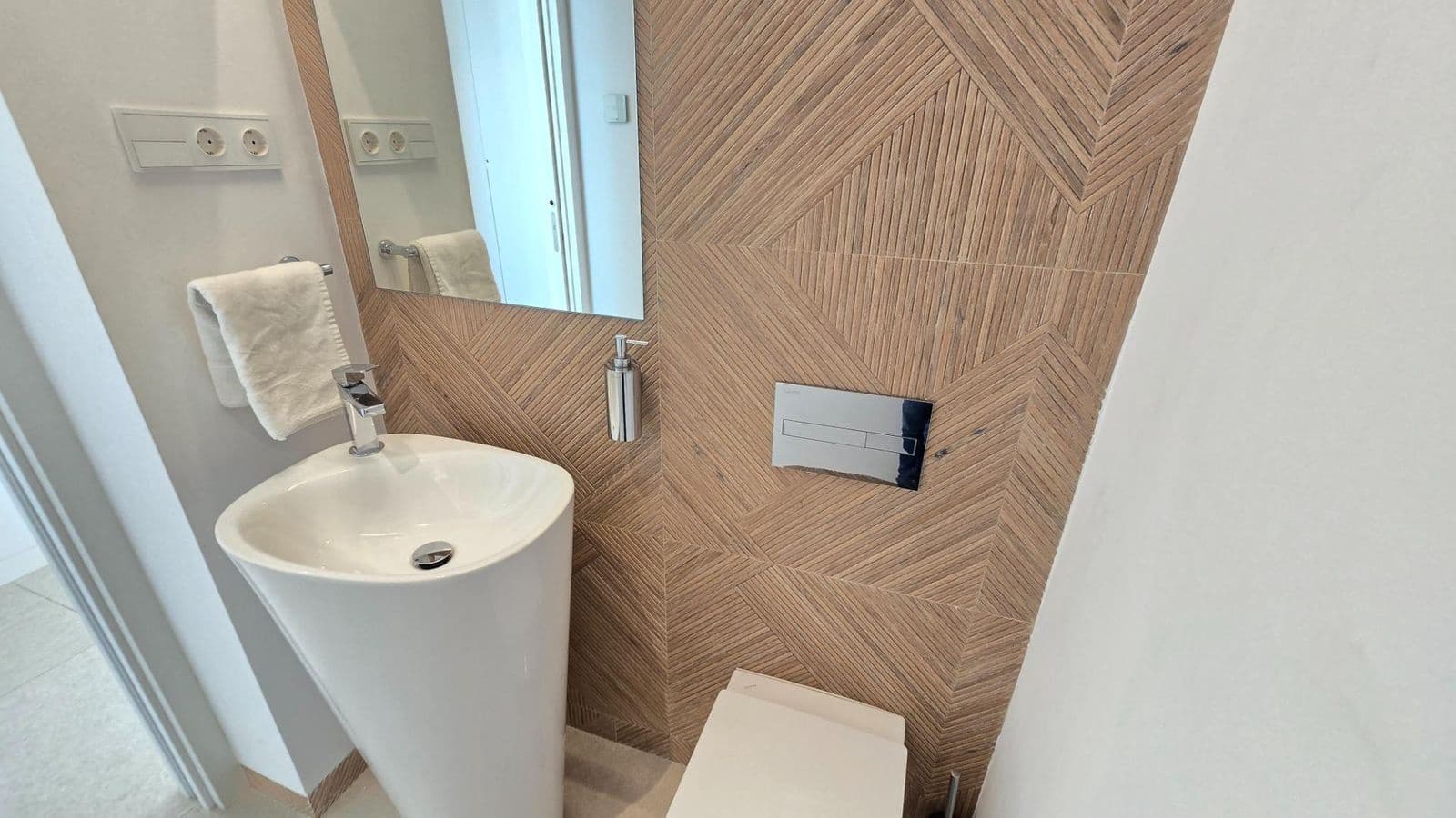 3 makuuhuone Huoneisto myytävänä paikassa Torremolinos - 1 550 000 € (Ref: 9497396)