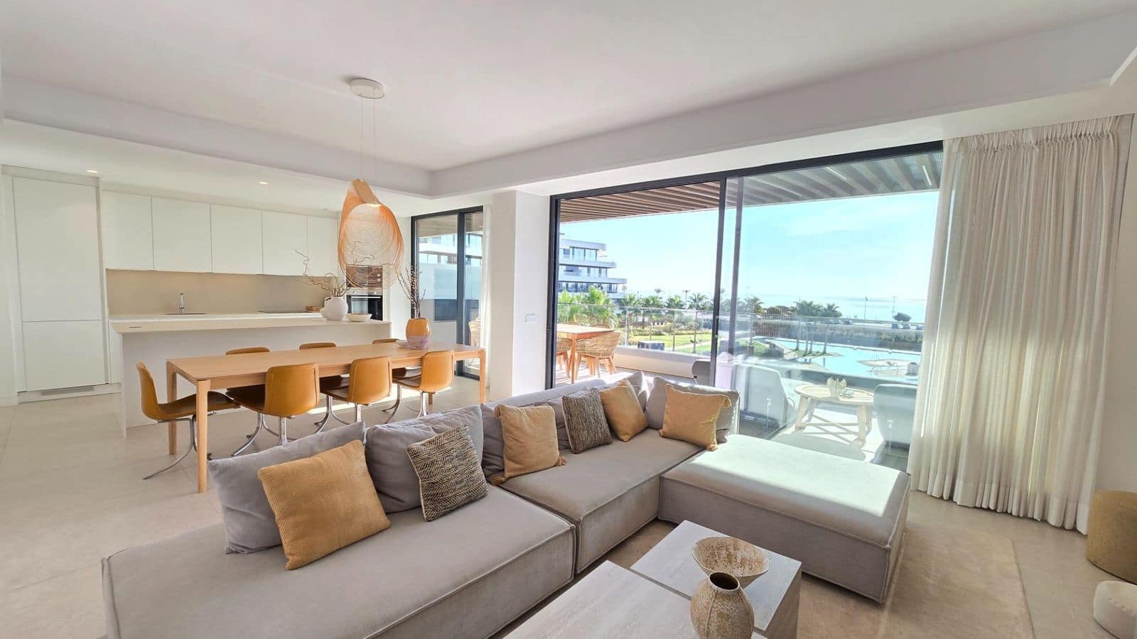 3 makuuhuone Huoneisto myytävänä paikassa Torremolinos - 1 550 000 € (Ref: 9497396)