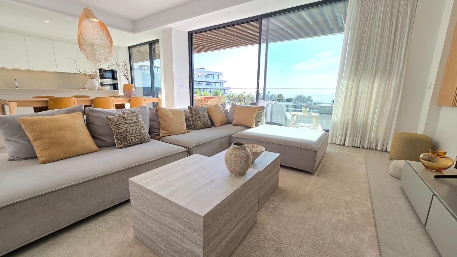 3 makuuhuone Huoneisto myytävänä paikassa Torremolinos - 1 550 000 € (Ref: 9497396)