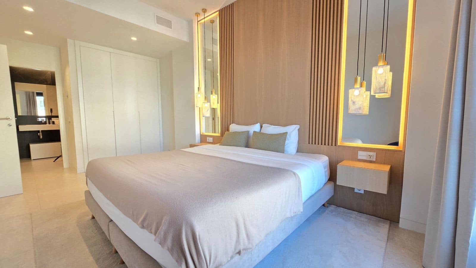 3 makuuhuone Huoneisto myytävänä paikassa Torremolinos - 1 550 000 € (Ref: 9497396)