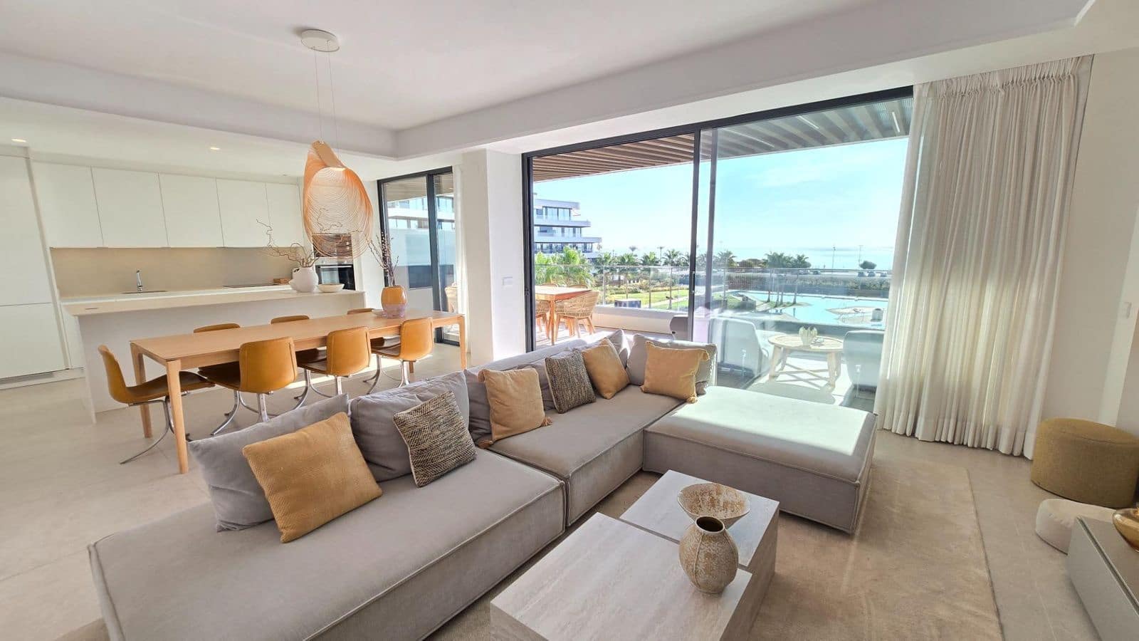 3 makuuhuone Huoneisto myytävänä paikassa Torremolinos - 1 550 000 € (Ref: 9497396)