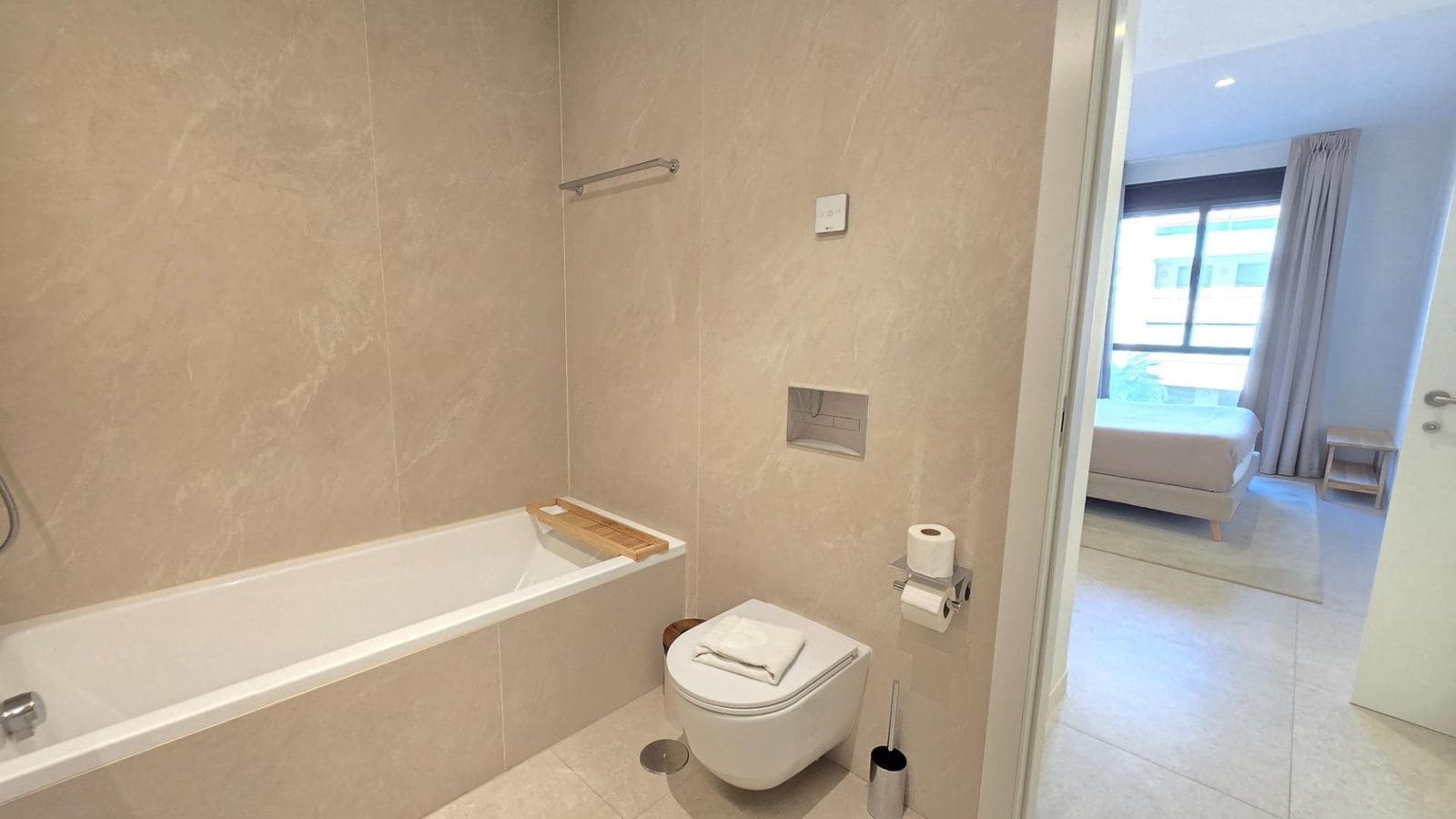 3 makuuhuone Huoneisto myytävänä paikassa Torremolinos - 1 550 000 € (Ref: 9497396)