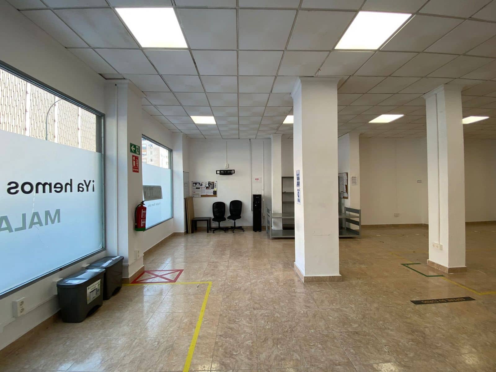 Kommersiell til salgs i Malaga by - € 600 000 (Ref: 9497397)