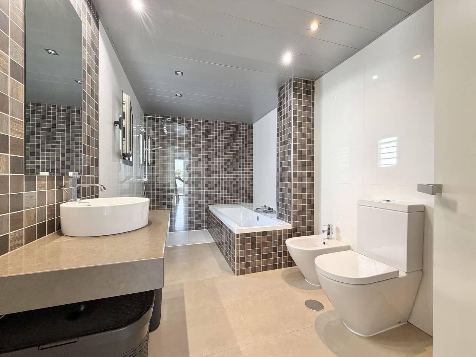 3 bedroom Villa for sale in Mijas Costa - € 849,000 (Ref: 9497408)