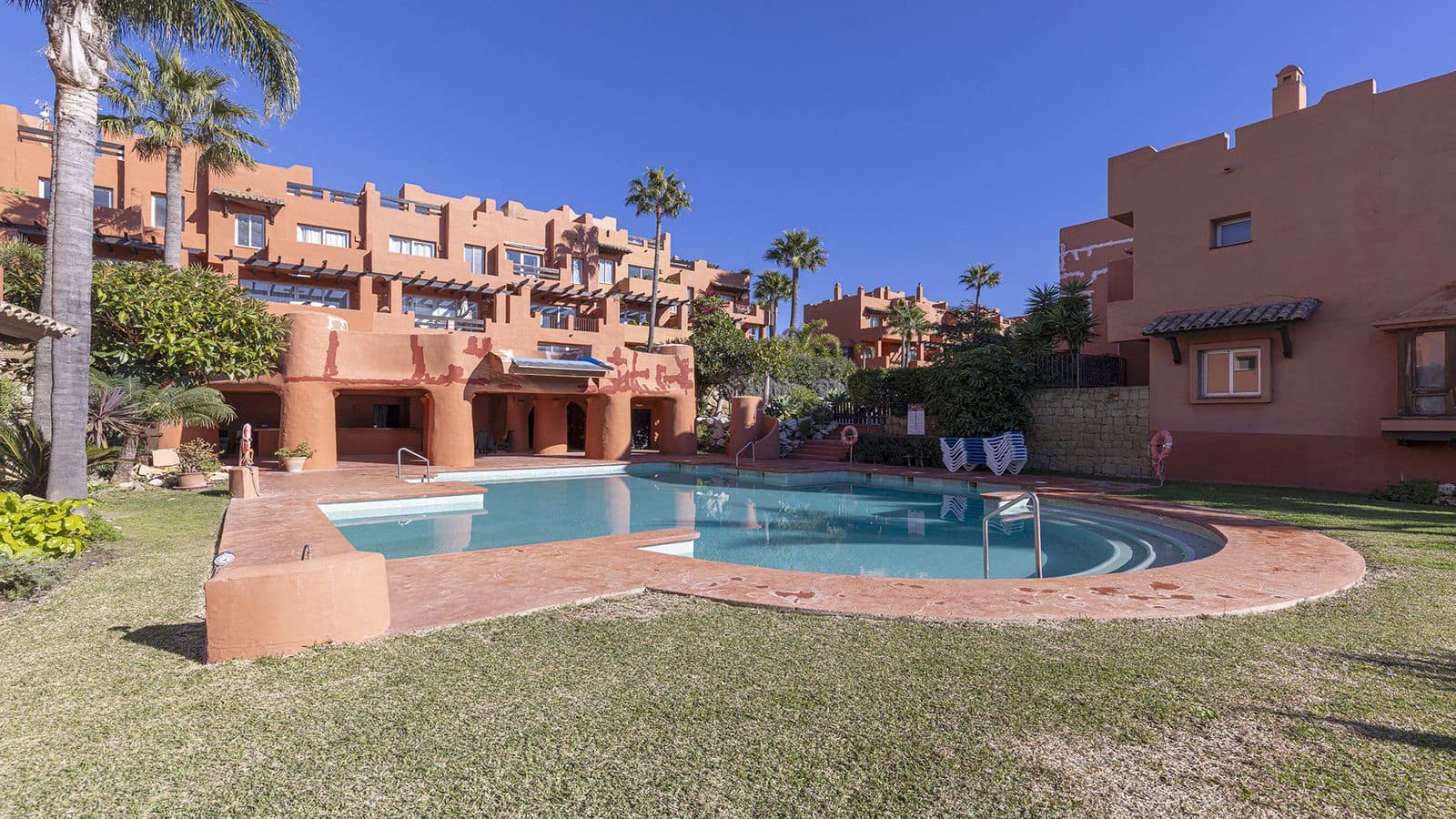 2 bedroom Townhouse for sale in Manilva - € 400,000 (Ref: 9497411)