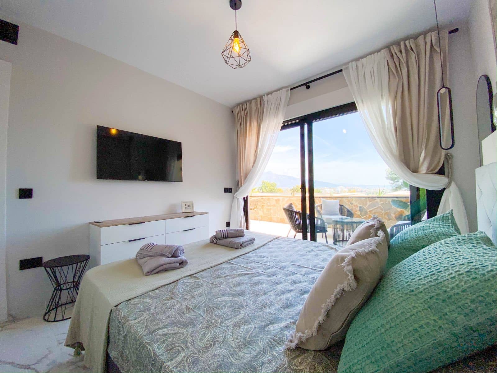 2 bedroom Townhouse for sale in Atalaya-Isdabe - € 375,000 (Ref: 9497412)