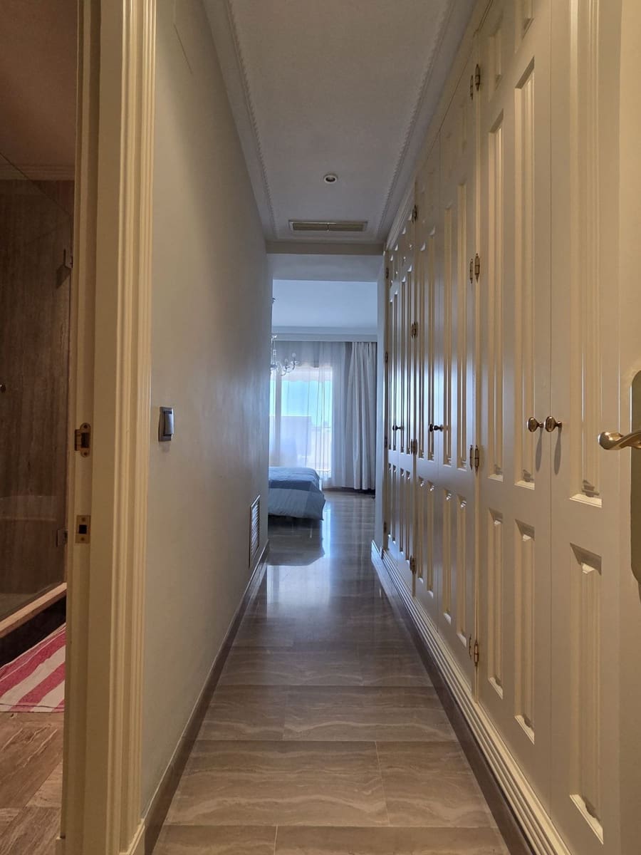 3 bedroom Apartment for sale in Golden Mile - € 1,100,000 (Ref: 9497414)