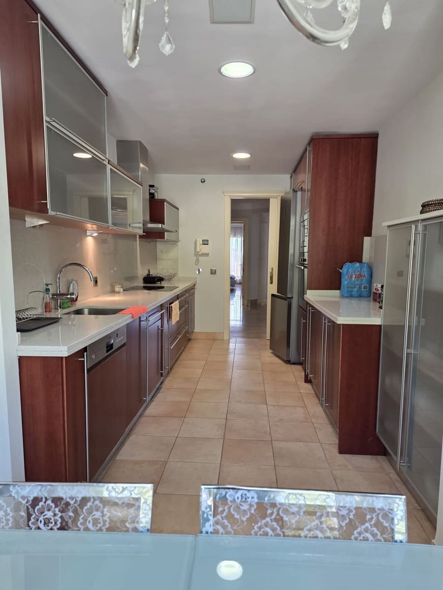 3 bedroom Apartment for sale in Golden Mile - € 1,100,000 (Ref: 9497414)