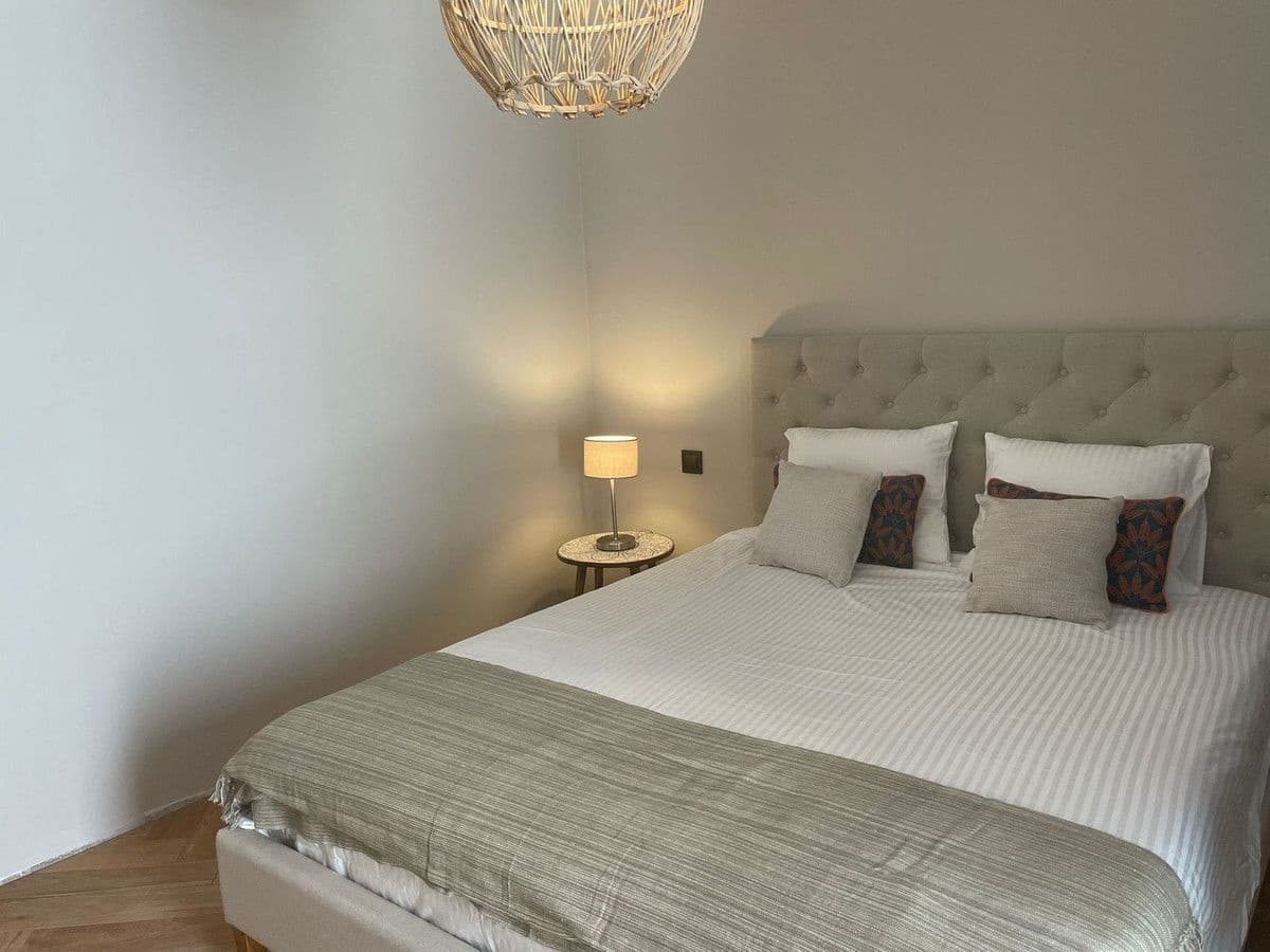 7 bedroom Villa for sale in Elviria - € 3,790,000 (Ref: 9497417)