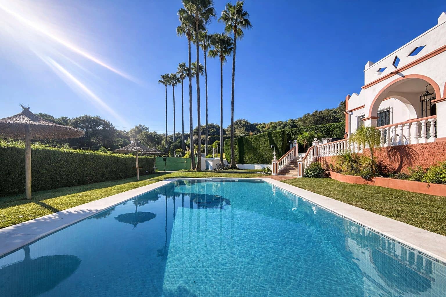 Finca/Casa Rural de 3 habitaciones en Estepona en venta - 825.000 € (Ref: 9497418)