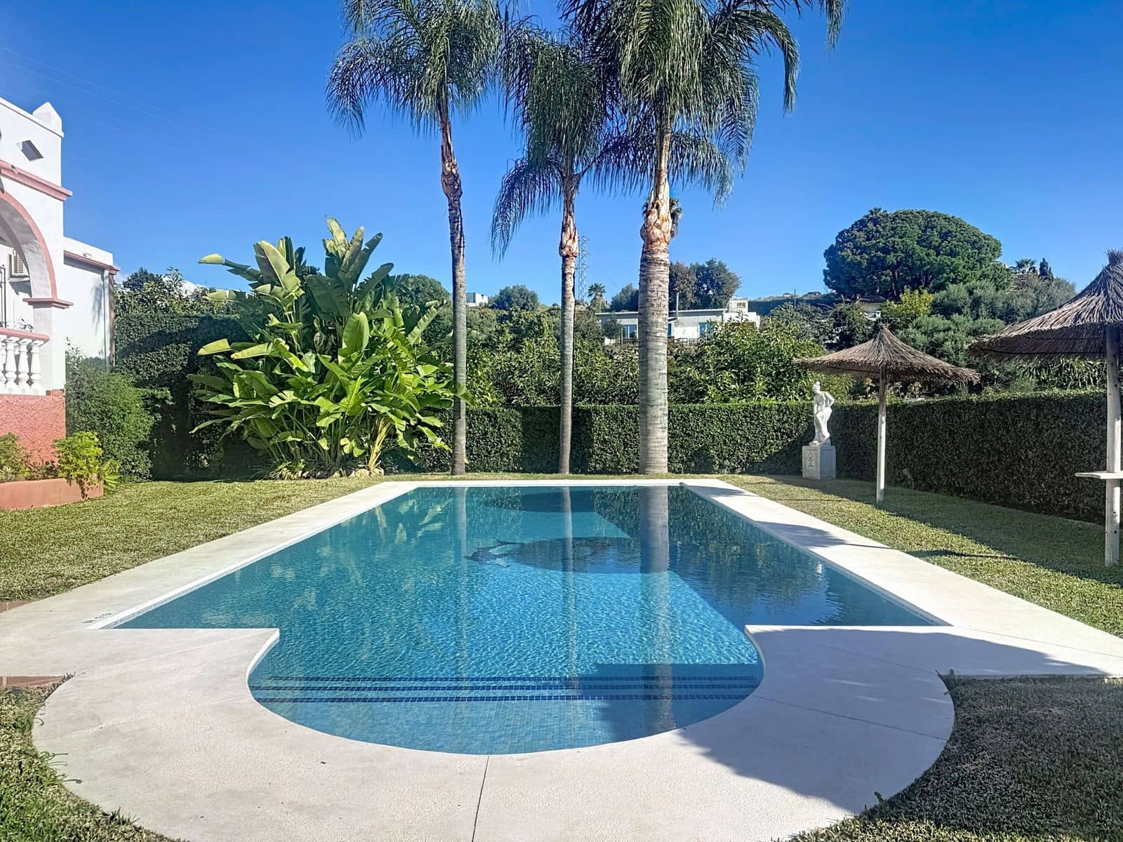 Finca/Casa Rural de 3 habitaciones en Estepona en venta - 825.000 € (Ref: 9497418)