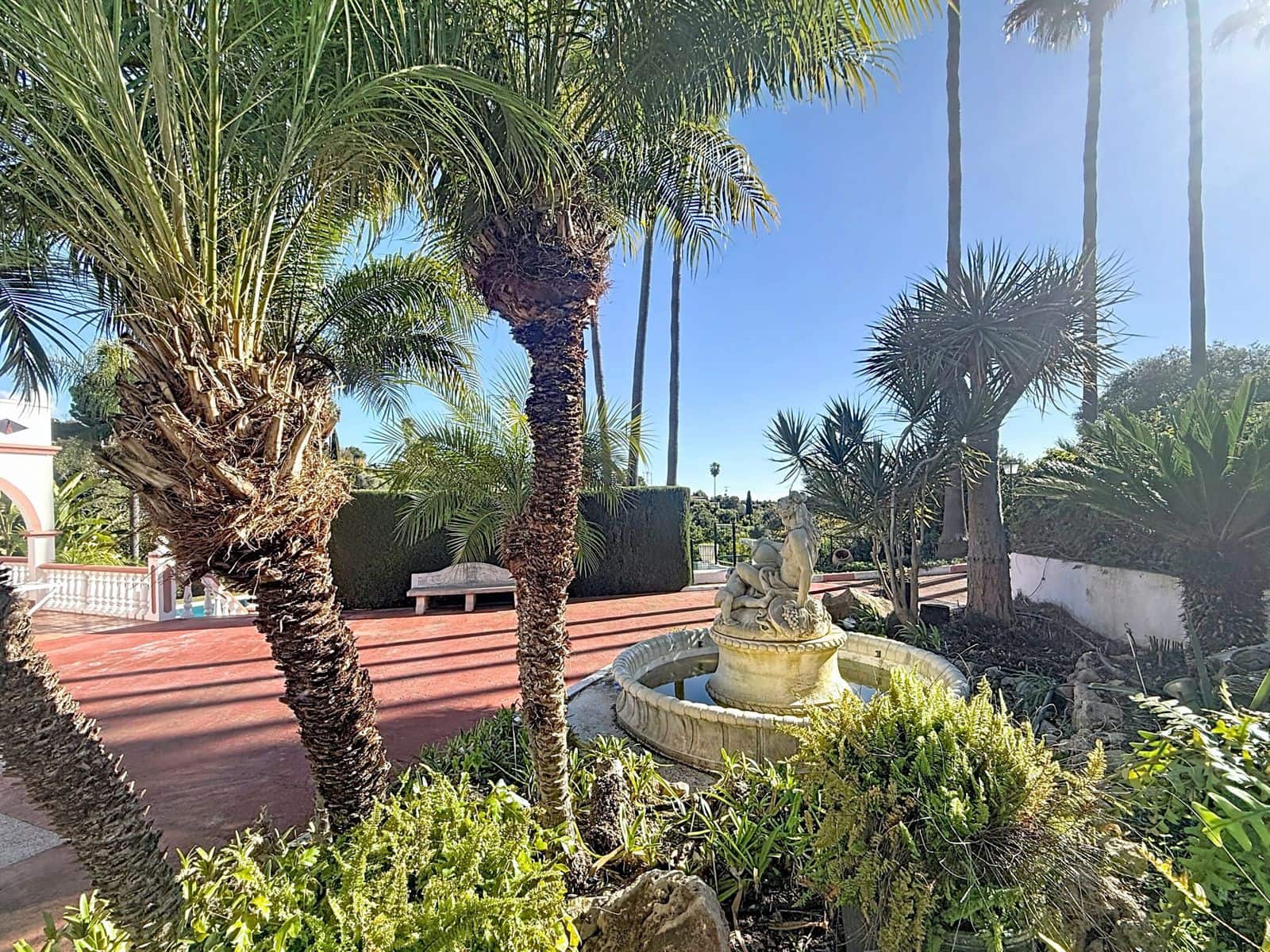 Finca/Casa Rural de 3 habitaciones en Estepona en venta - 825.000 € (Ref: 9497418)