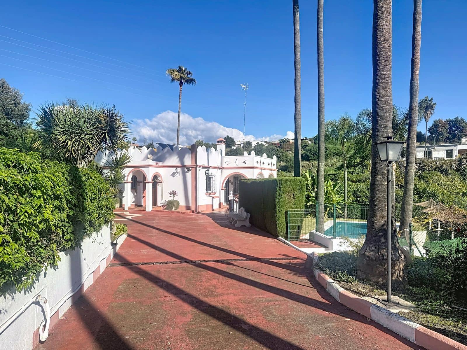 Finca/Casa Rural de 3 habitaciones en Estepona en venta - 825.000 € (Ref: 9497418)