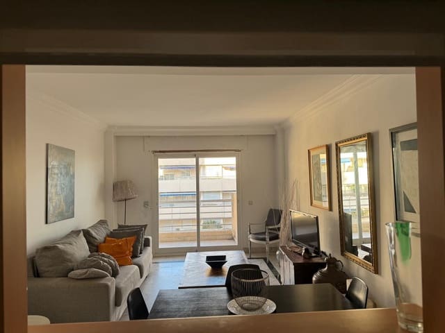 1 bedroom Apartment for sale in Puerto Banus, Marbella - € 465,000 (Ref: 9497419)