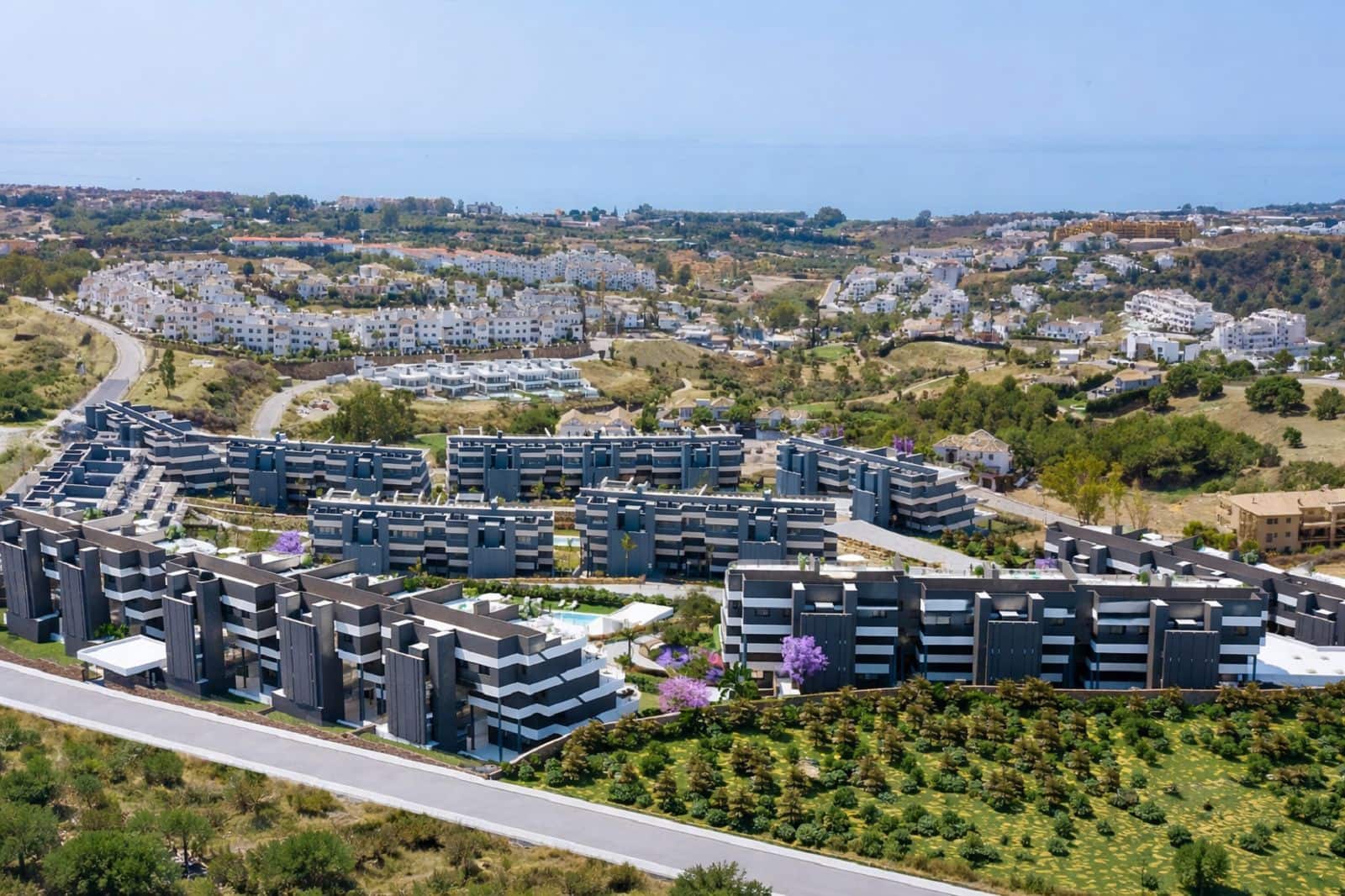 2 bedroom Apartment for sale in New Golden Mile - € 450,000 (Ref: 9497436)