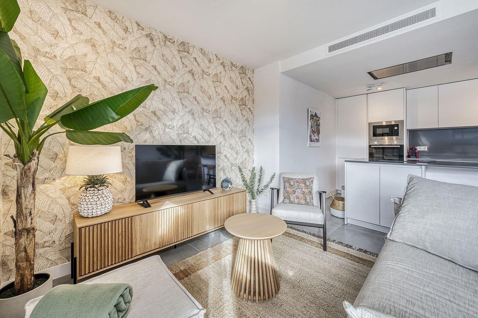 2 bedroom Apartment for sale in New Golden Mile - € 450,000 (Ref: 9497436)