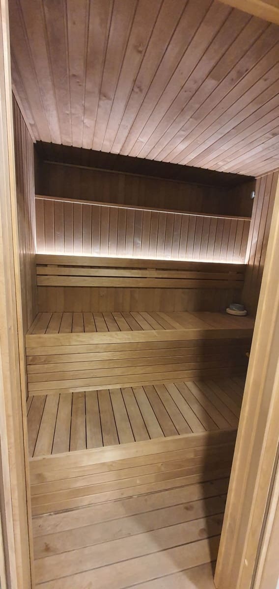 2 bedroom Apartment for sale in New Golden Mile - € 690,000 (Ref: 9497440)