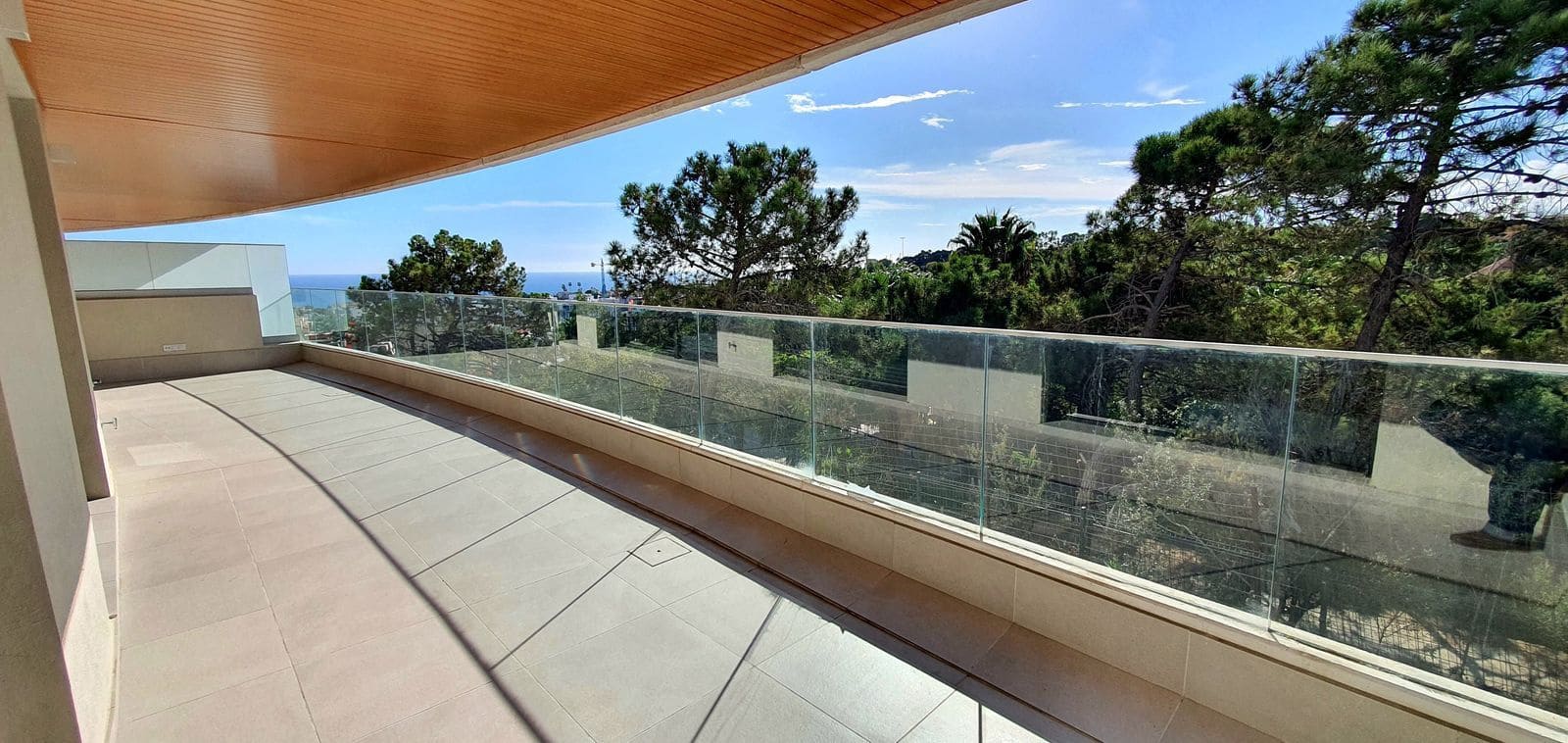 2 bedroom Apartment for sale in New Golden Mile - € 690,000 (Ref: 9497440)