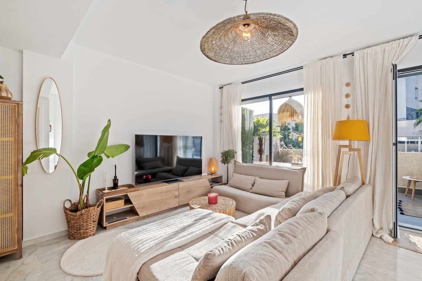 2 bedroom Apartment for sale in Riviera del Sol - € 469,000 (Ref: 9497441)