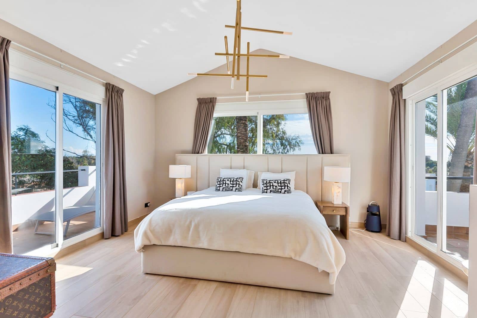 4 bedroom Townhouse for sale in Guadalmina - € 699,000 (Ref: 9497451)