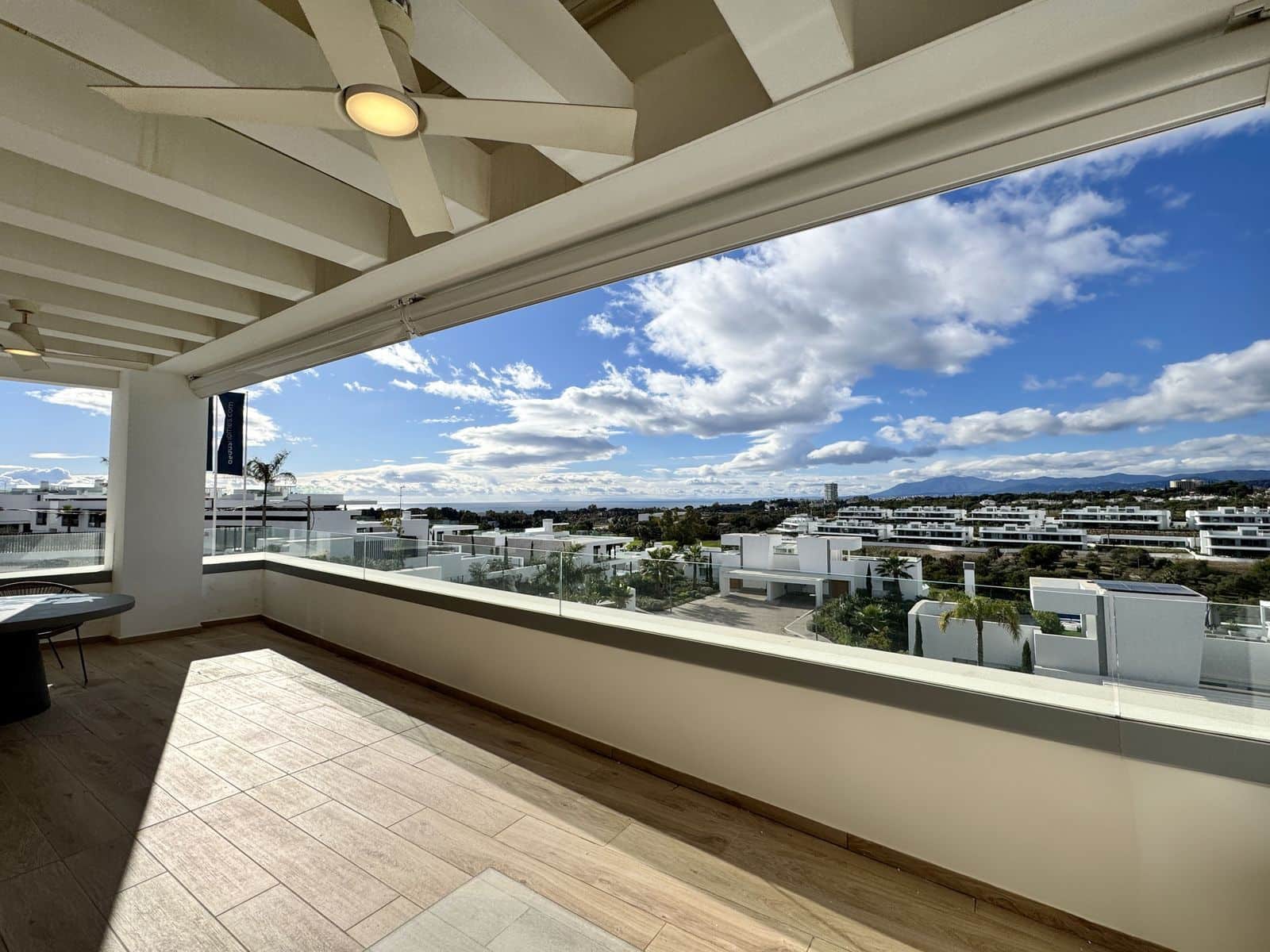 3 soveværelse Penthouse til salg i Marbella - € 1.940.000 (Ref: 9497462)