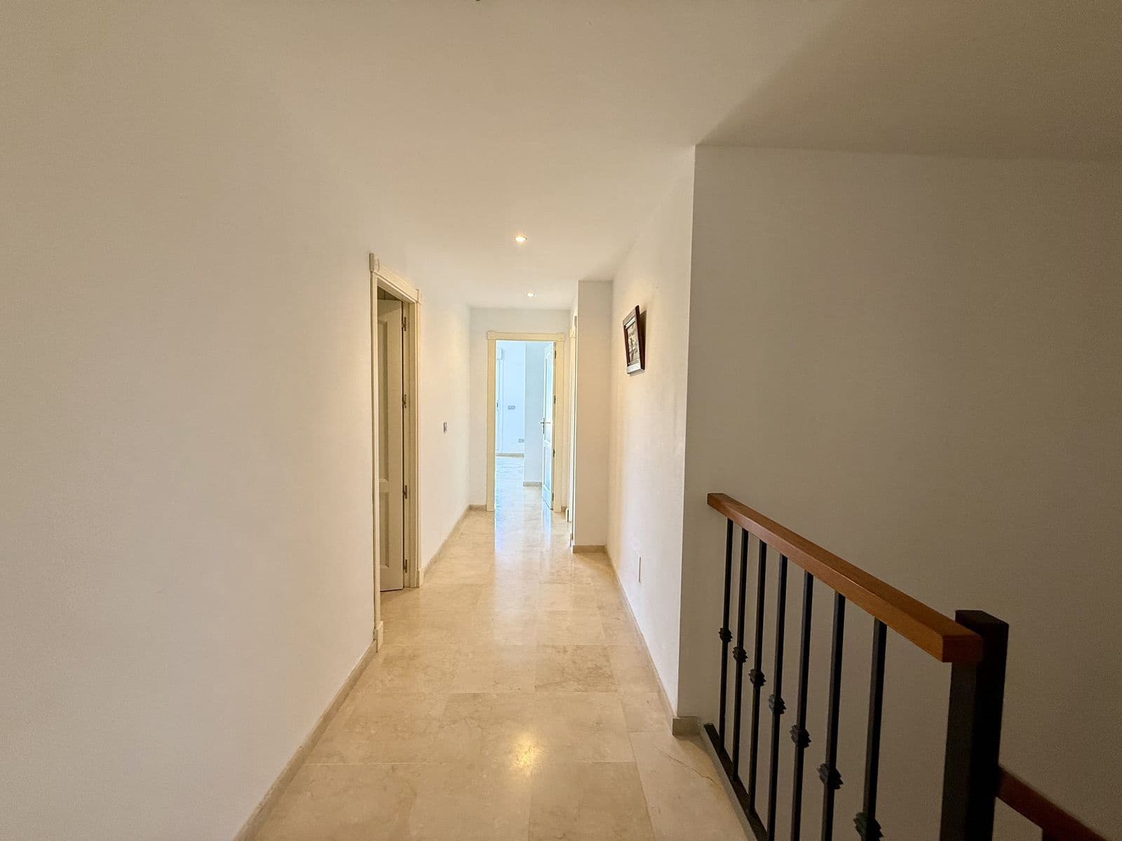 3 bedroom Apartment for sale in San Roque - € 450,000 (Ref: 9497464)