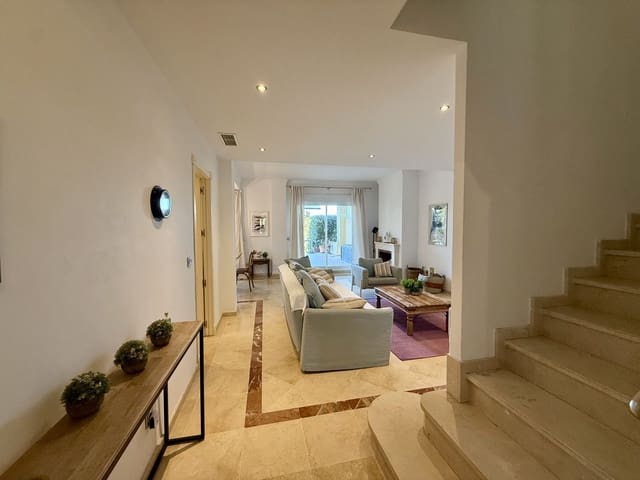 3 slaapkamer Appartement te koop in San Roque - € 450.000 (Ref: 9497464)