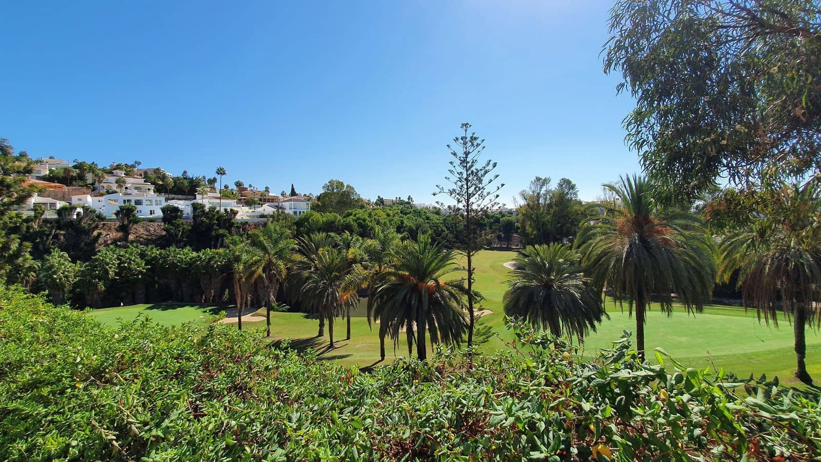 3 bedroom Penthouse for sale in Benalmadena Costa - € 795,000 (Ref: 9497477)