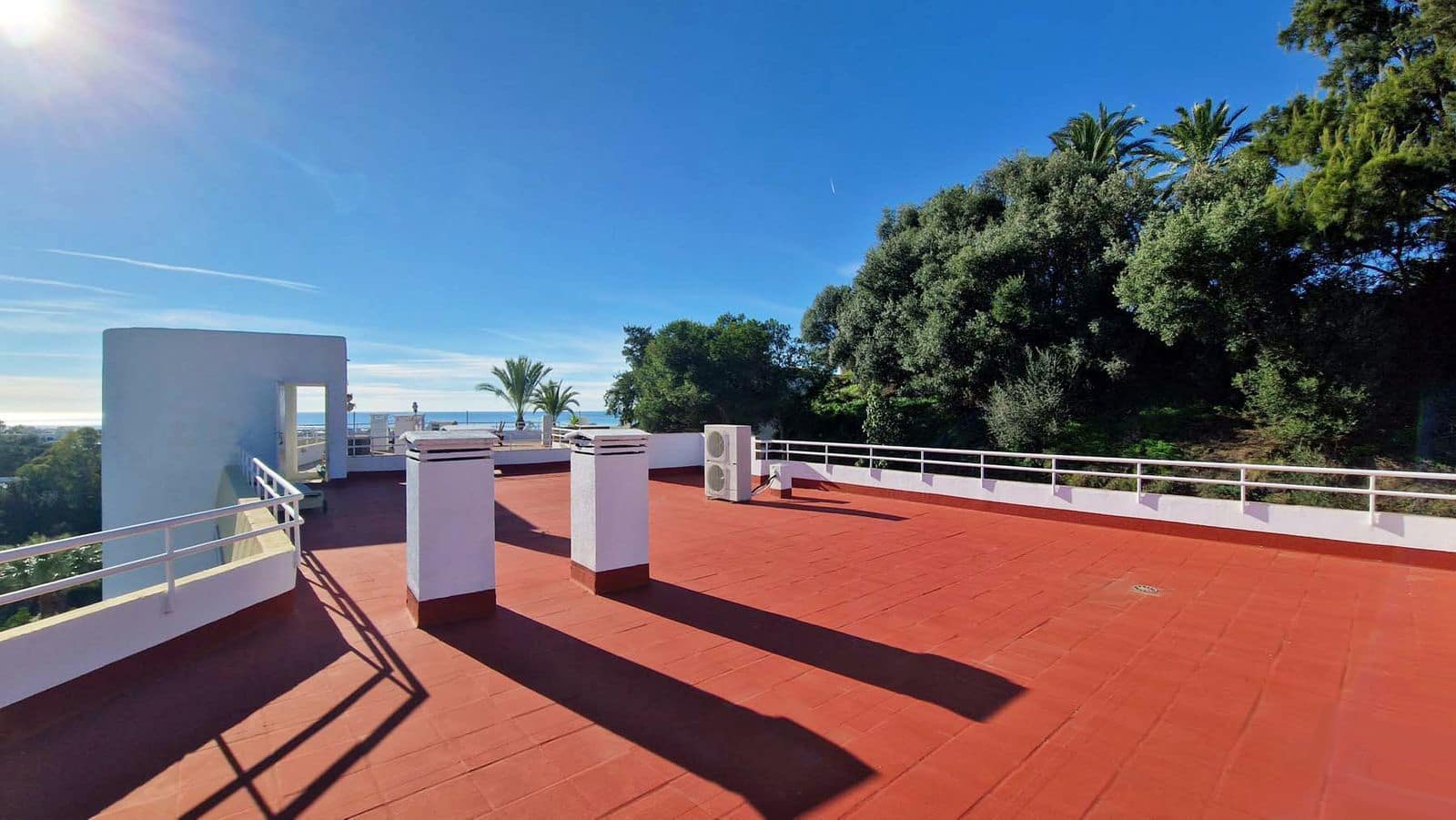 3 bedroom Penthouse for sale in Benalmadena Costa - € 795,000 (Ref: 9497477)
