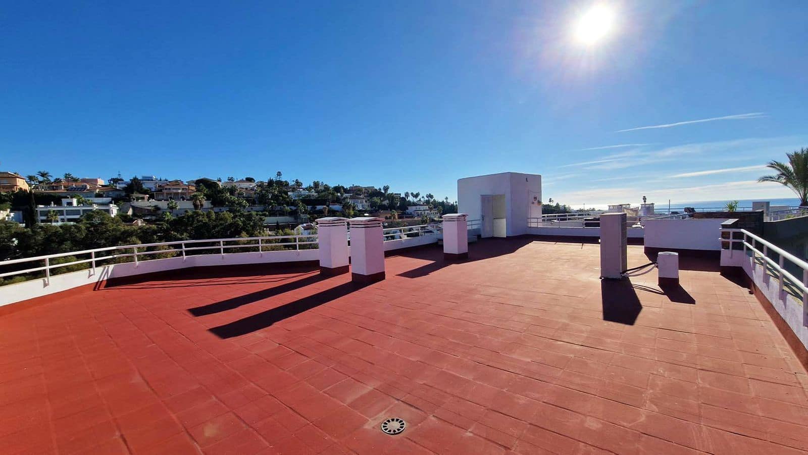 3 bedroom Penthouse for sale in Benalmadena Costa - € 795,000 (Ref: 9497477)