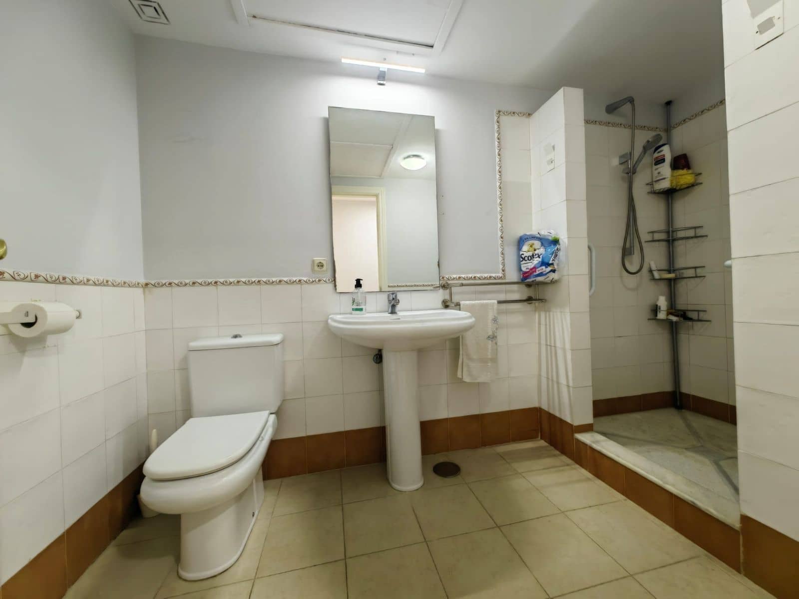 3 bedroom Apartment for sale in Guadalmina - € 449,000 (Ref: 9497479)