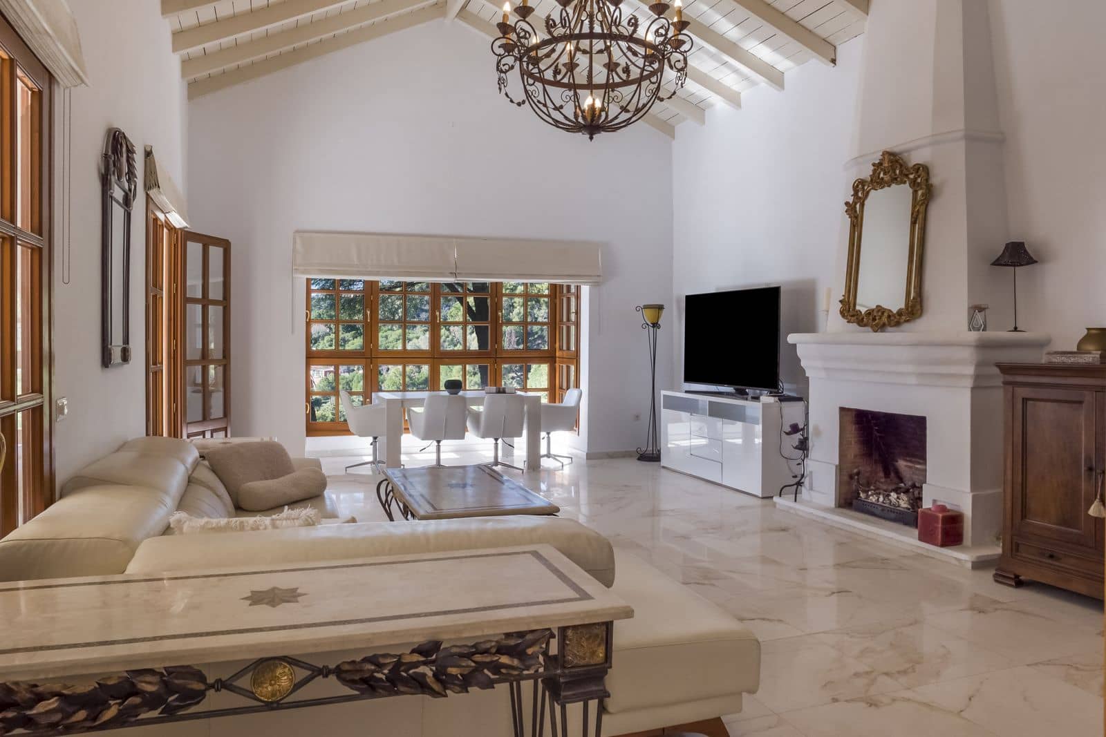 3 bedroom Villa for sale in El Madronal - € 1,695,000 (Ref: 9497493)