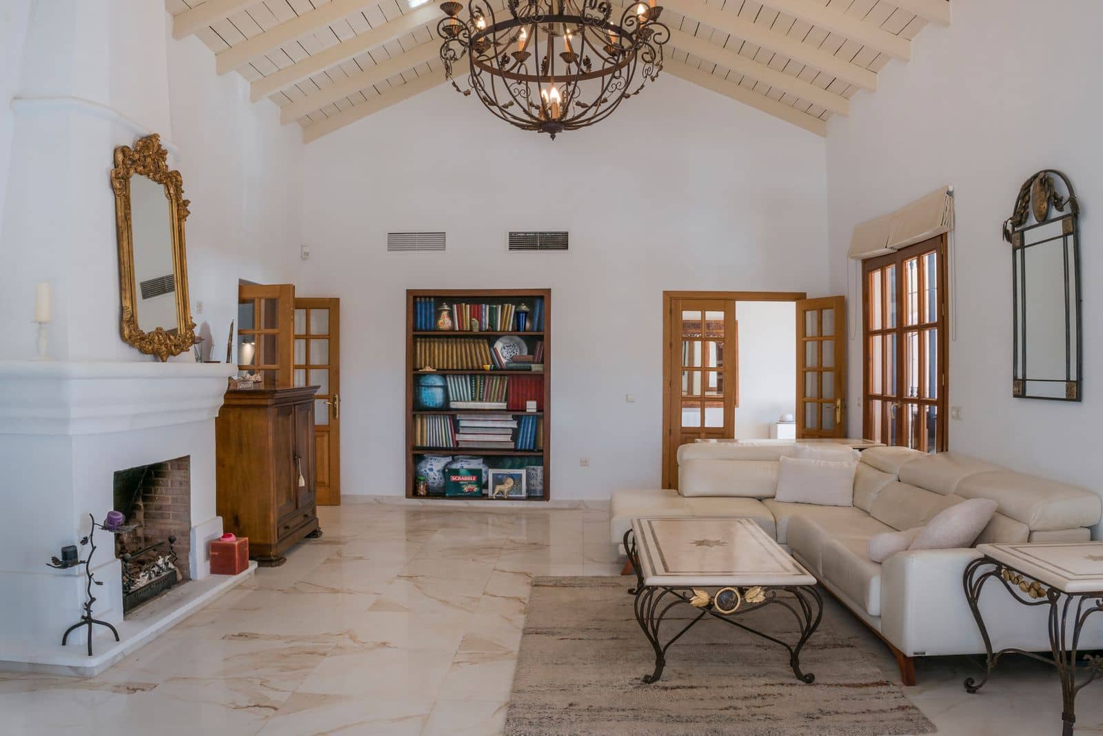 3 bedroom Villa for sale in El Madronal - € 1,695,000 (Ref: 9497493)