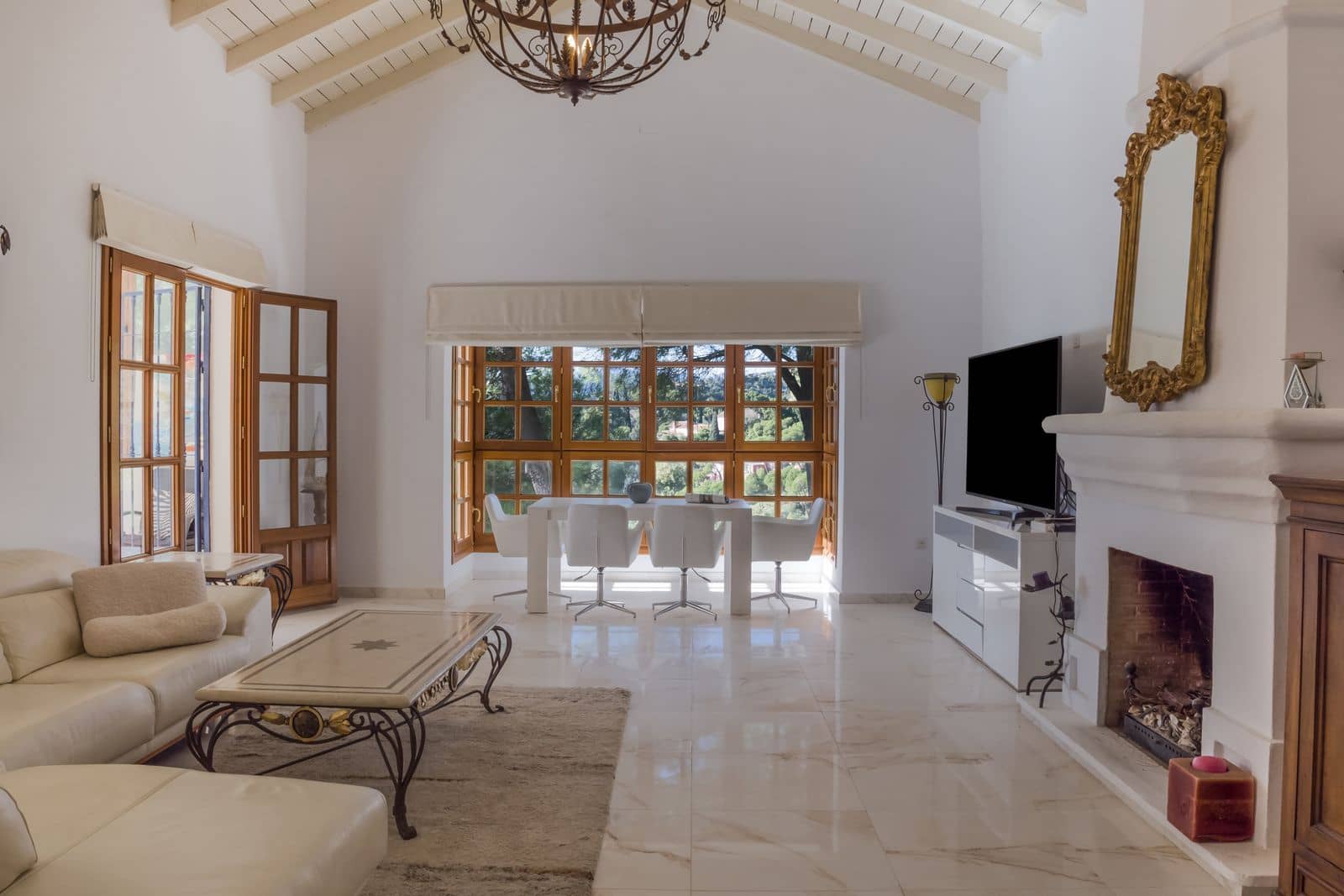 3 bedroom Villa for sale in El Madronal - € 1,695,000 (Ref: 9497493)