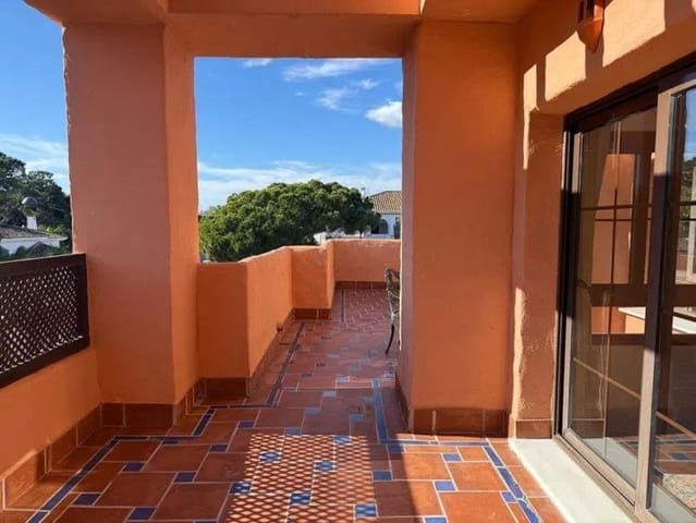 5 Zimmer Penthouse zu verkaufen in Benamara, Estepona - 900.000 € (Ref: 9497719)