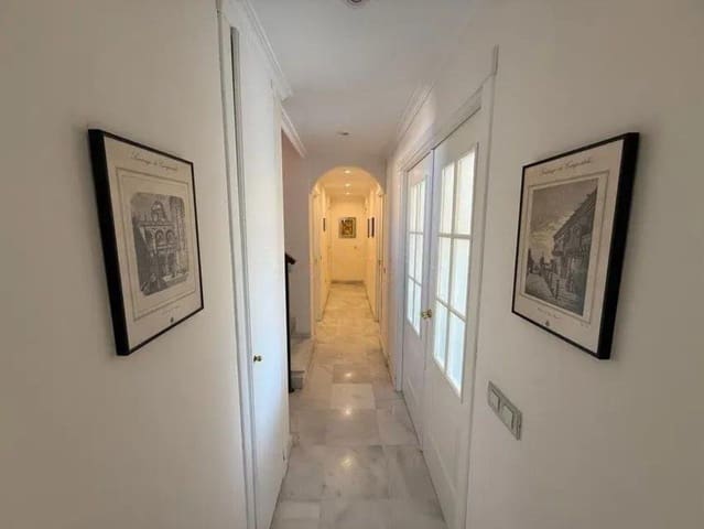 5 Zimmer Penthouse zu verkaufen in Benamara, Estepona - 900.000 € (Ref: 9497719)