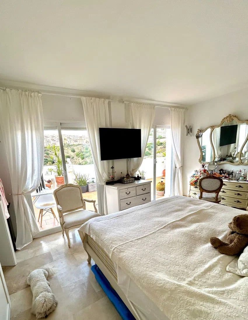 3 bedroom Penthouse for sale in Calahonda - € 556,800 (Ref: 9501972)