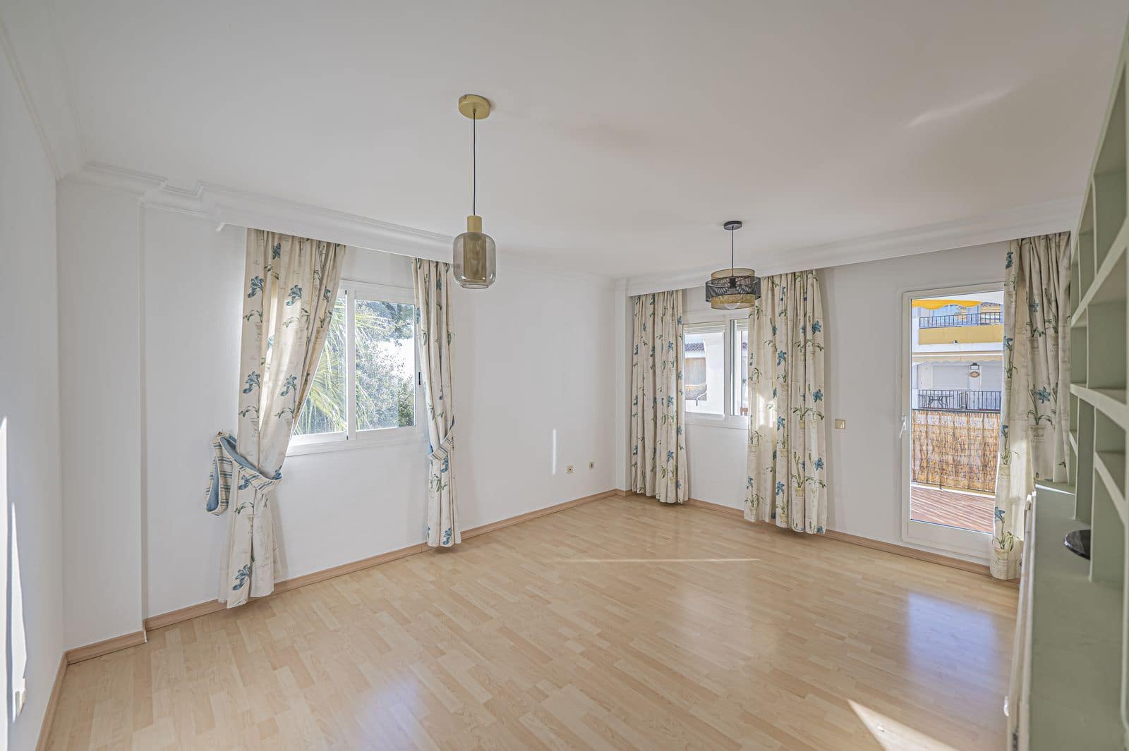 3 bedroom Apartment for sale in Golden Mile - € 670,000 (Ref: 9501978)