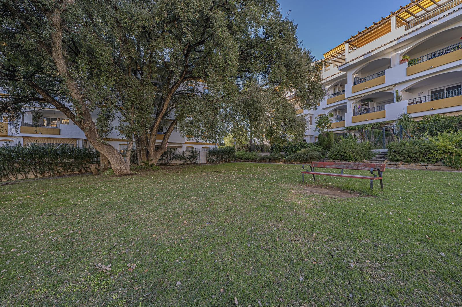 3 bedroom Apartment for sale in Golden Mile - € 670,000 (Ref: 9501978)