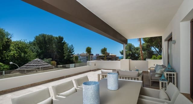 3 bedroom Semi-detached Villa for sale in Marbella - € 1,800,000 (Ref: 9501983)