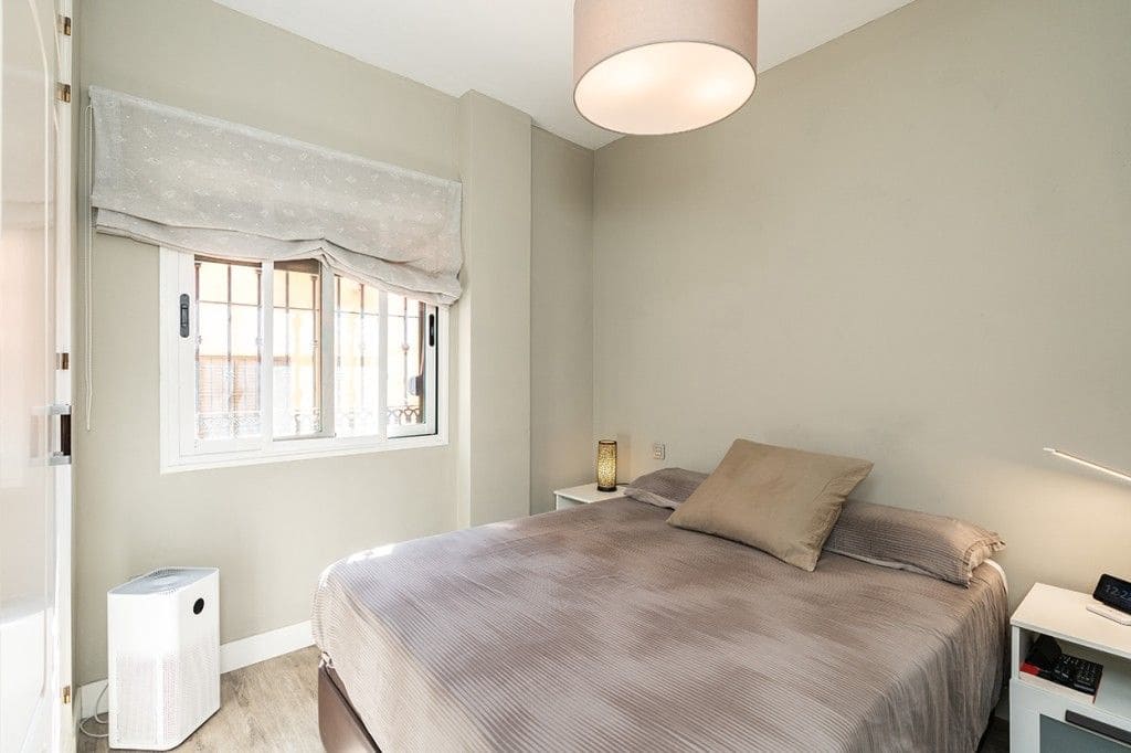 3 bedroom Apartment for sale in Elviria - € 549,000 (Ref: 9501988)