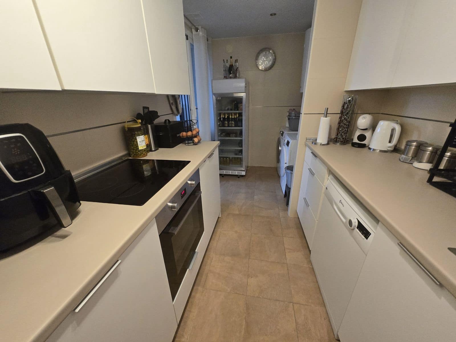 2 bedroom Apartment for sale in La Duquesa / Puerto de la Duquesa - € 359,950 (Ref: 9501990)