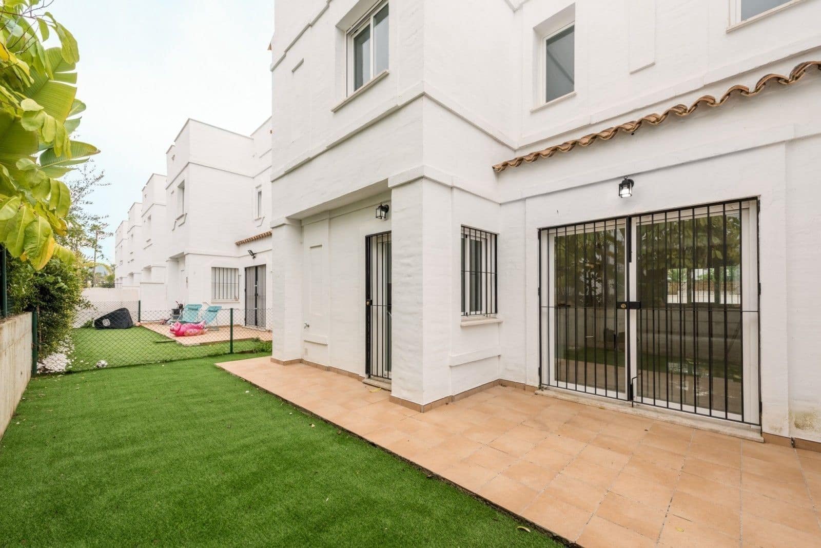 3 soveværelse Semi-Rækkehus til salg i Nueva Andalucia - € 599.000 (Ref: 9501994)