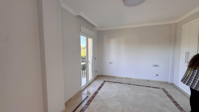 3 sypialnia Dom blizniak na sprzedaż w San Roque - 550 000 € (Ref: 9501997)