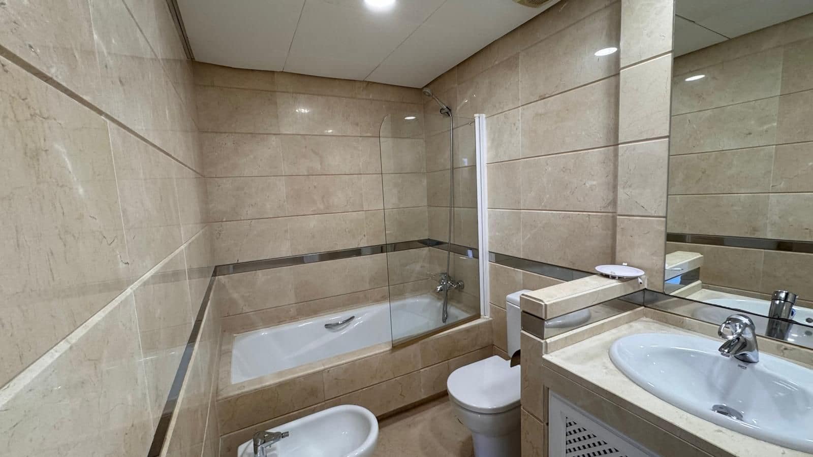 3 sypialnia Dom blizniak na sprzedaż w San Roque - 550 000 € (Ref: 9501997)