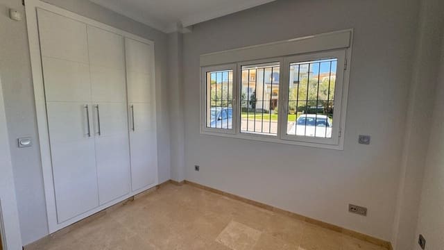 3 sypialnia Dom blizniak na sprzedaż w San Roque - 550 000 € (Ref: 9501997)