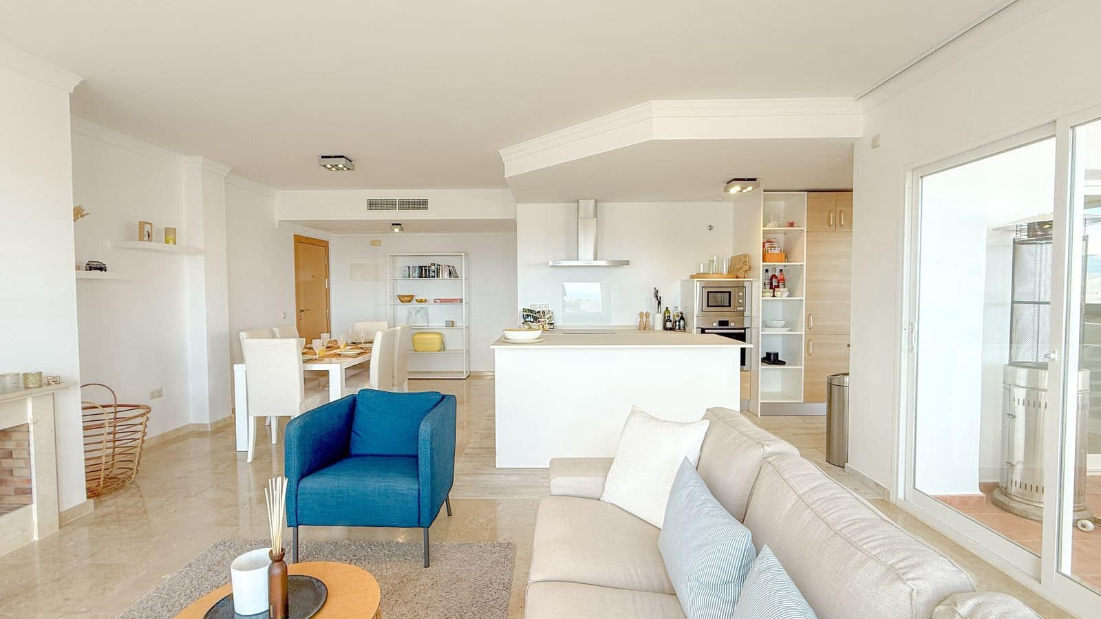 3 bedroom Apartment for sale in La Mairena - € 475,000 (Ref: 9502003)